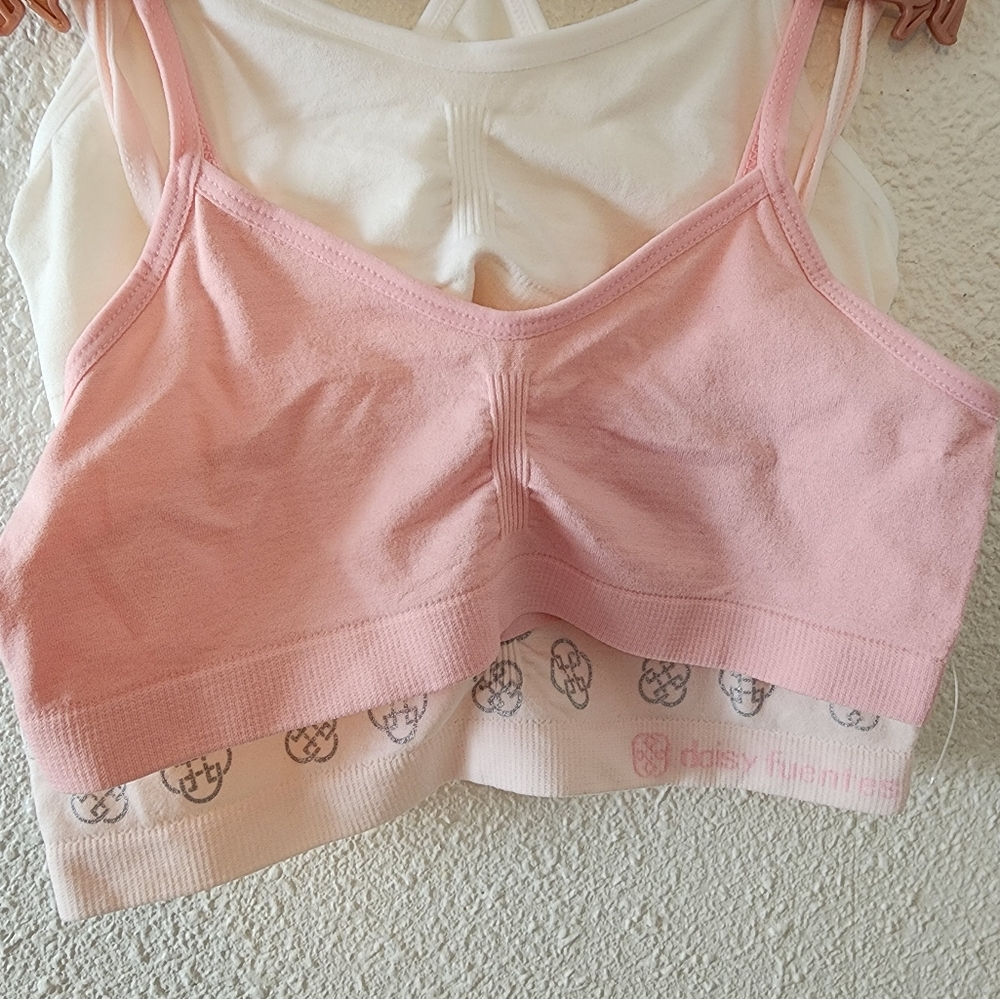 Bras - Picture 5 of 6
